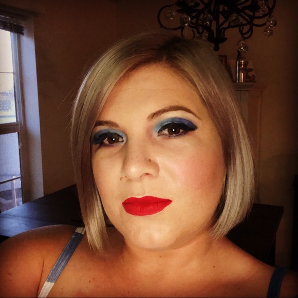 Meet your Posher, Paige - Picture 16 of 16